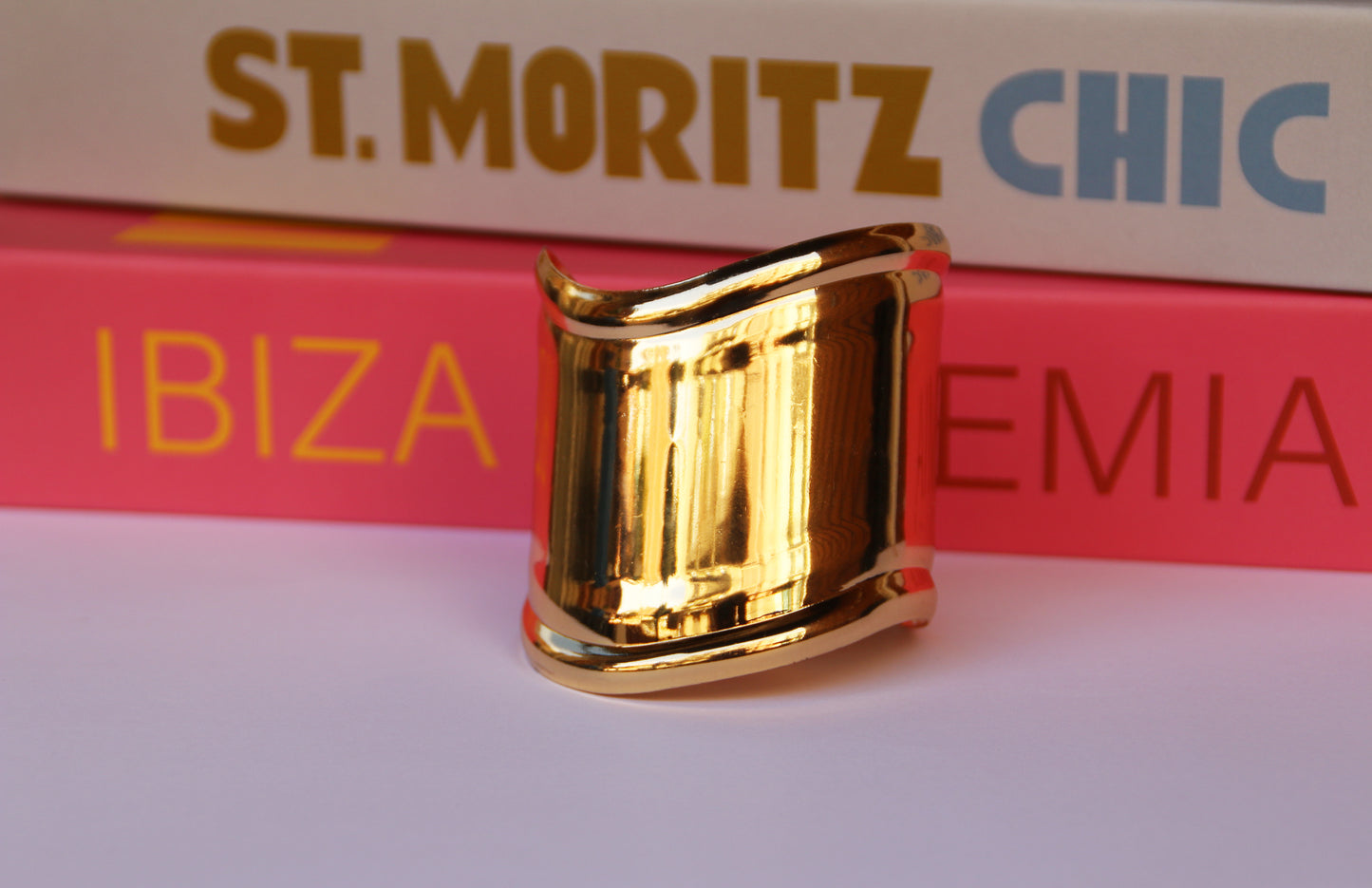 OLA BRACELET-GOLD