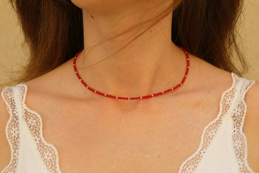 BEADED NECKLACE-RED