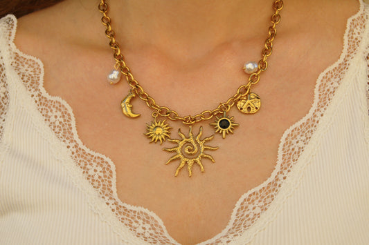 Stainless steel gold pleated necklace with charms